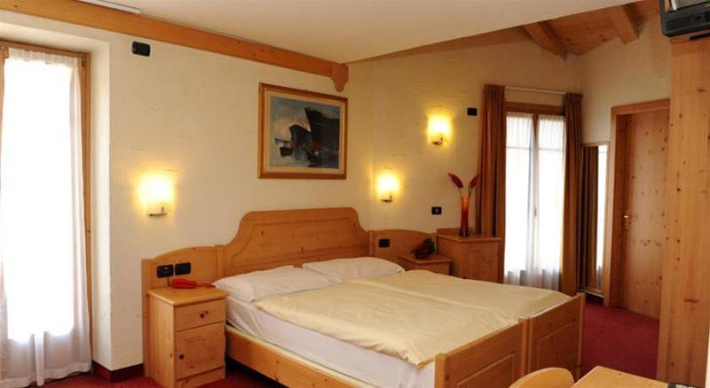 Hotel Helvetia Livigno Ngoại thất bức ảnh