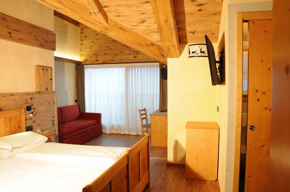 Hotel Helvetia Livigno Ngoại thất bức ảnh
