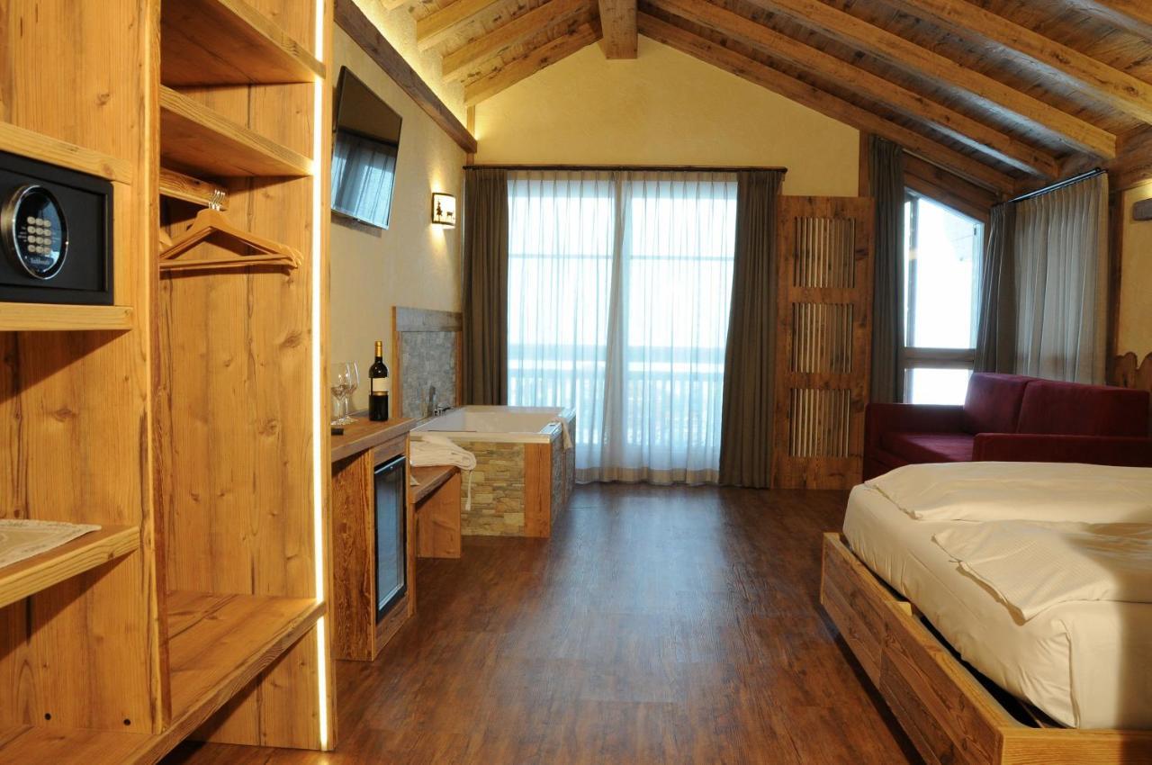 Hotel Helvetia Livigno Ngoại thất bức ảnh