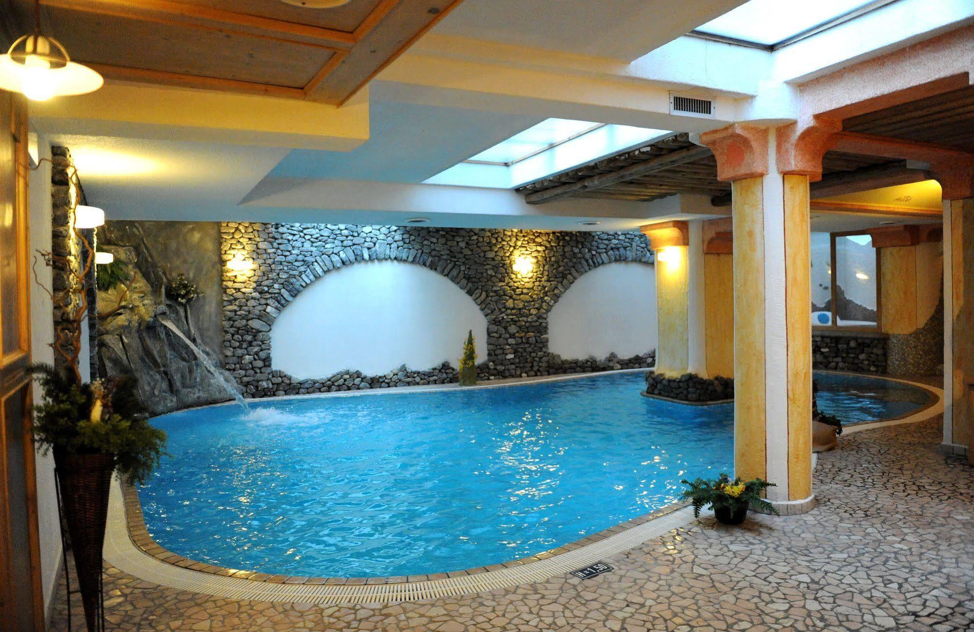 Hotel Helvetia Livigno Ngoại thất bức ảnh